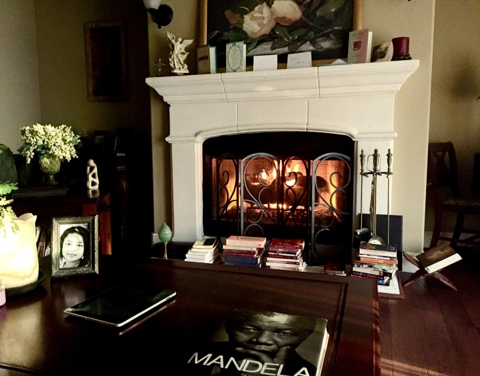 Fire Place Myra Golden